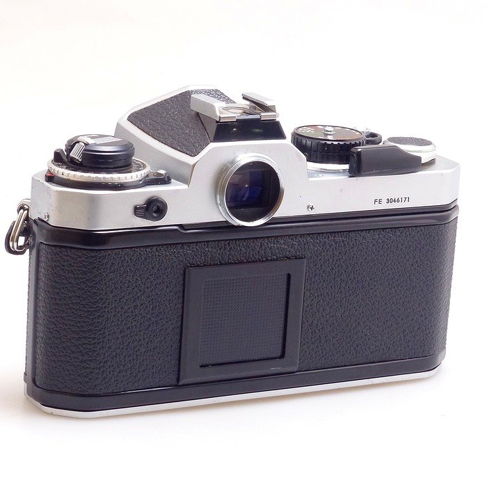 Nikon FE2 シルバー ボディ ジャンク #3 中古】(ニコン) Nikon FE
