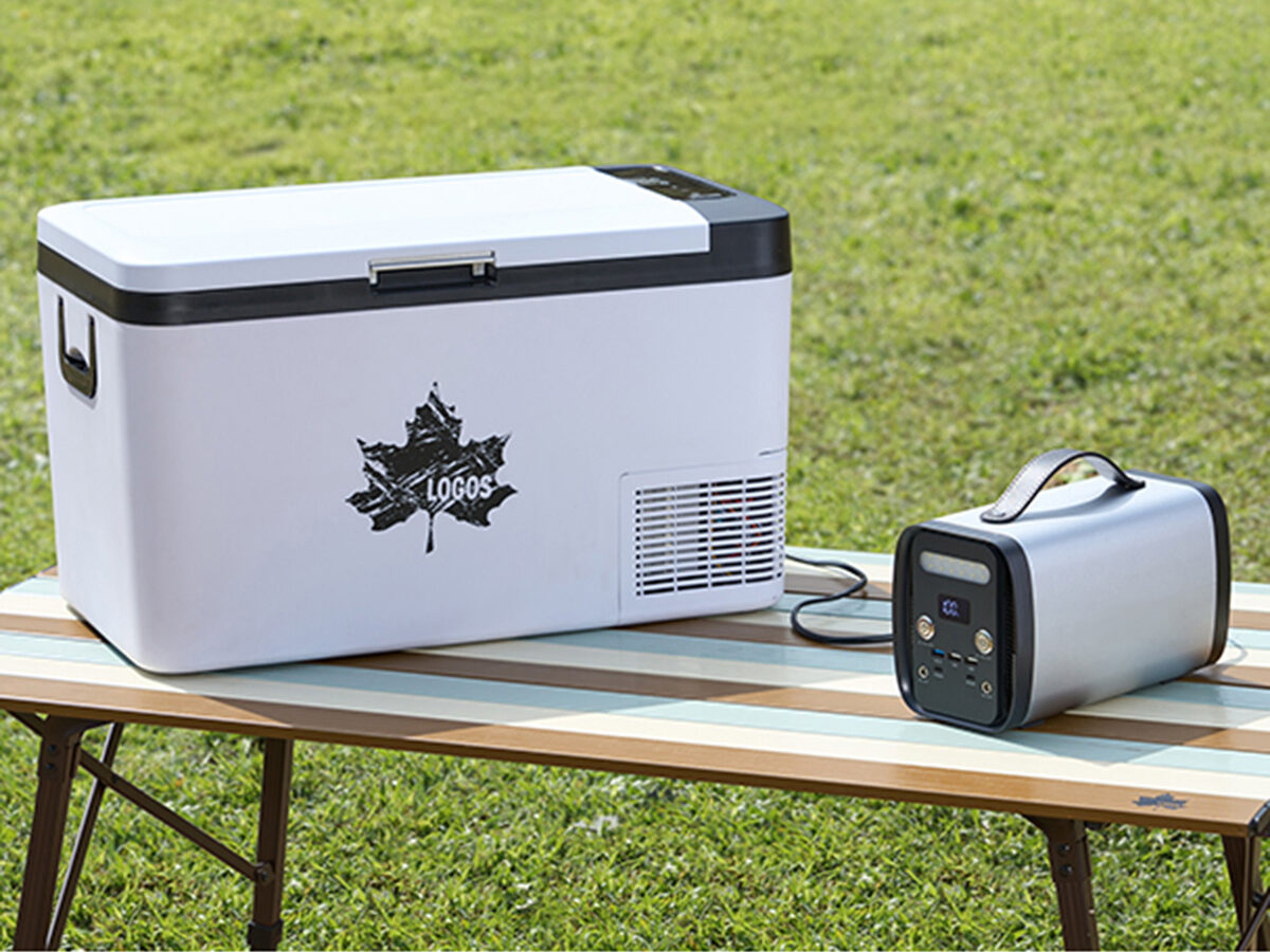 ロゴスから幅広い給電が可能な冷蔵庫「LOGOS 氷点下電気冷蔵ボックス