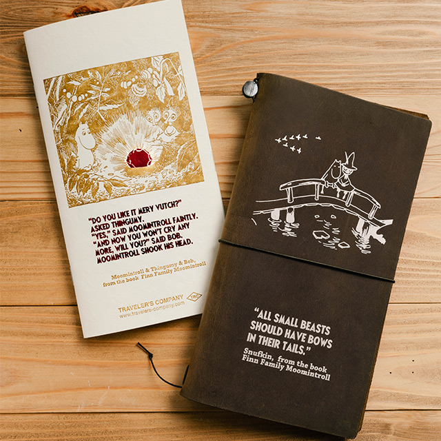 MOOMIN SHOP ONLINE】TRAVELER'S COMPANY トラベラーズノートセット