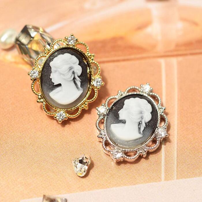 セルフプロデュース】高品質 カメオペンダントパーツ 8種