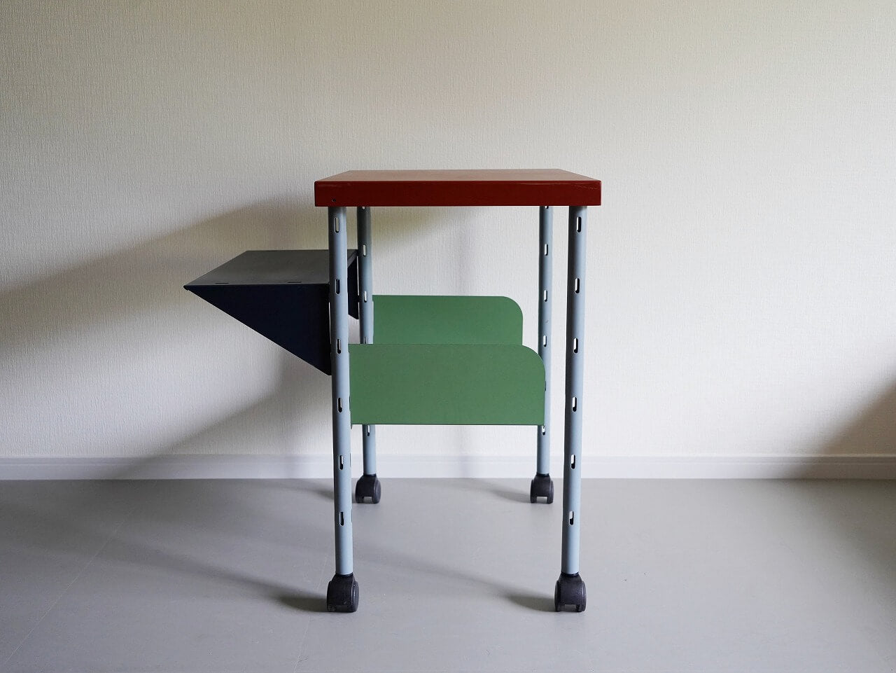 レフォロ アレフ ワゴン ティトロリー ② コンスタンチン・グルチッチ