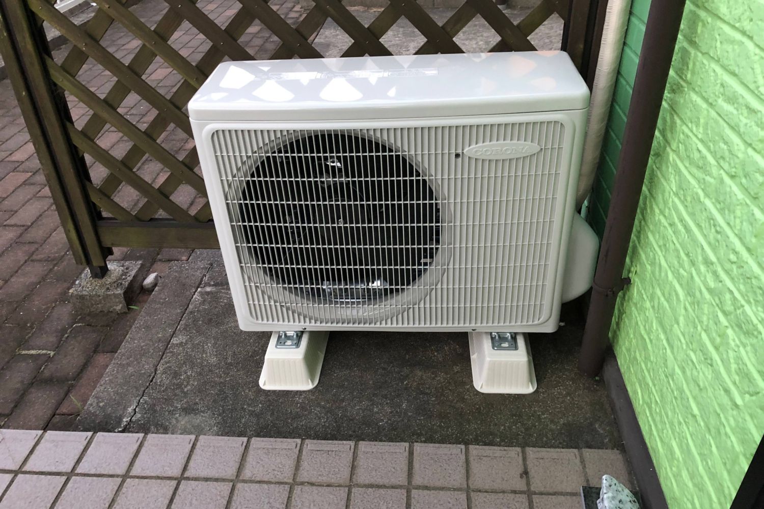 コロナのエアコンCHS-N2218Rレビュー | Calm tempo