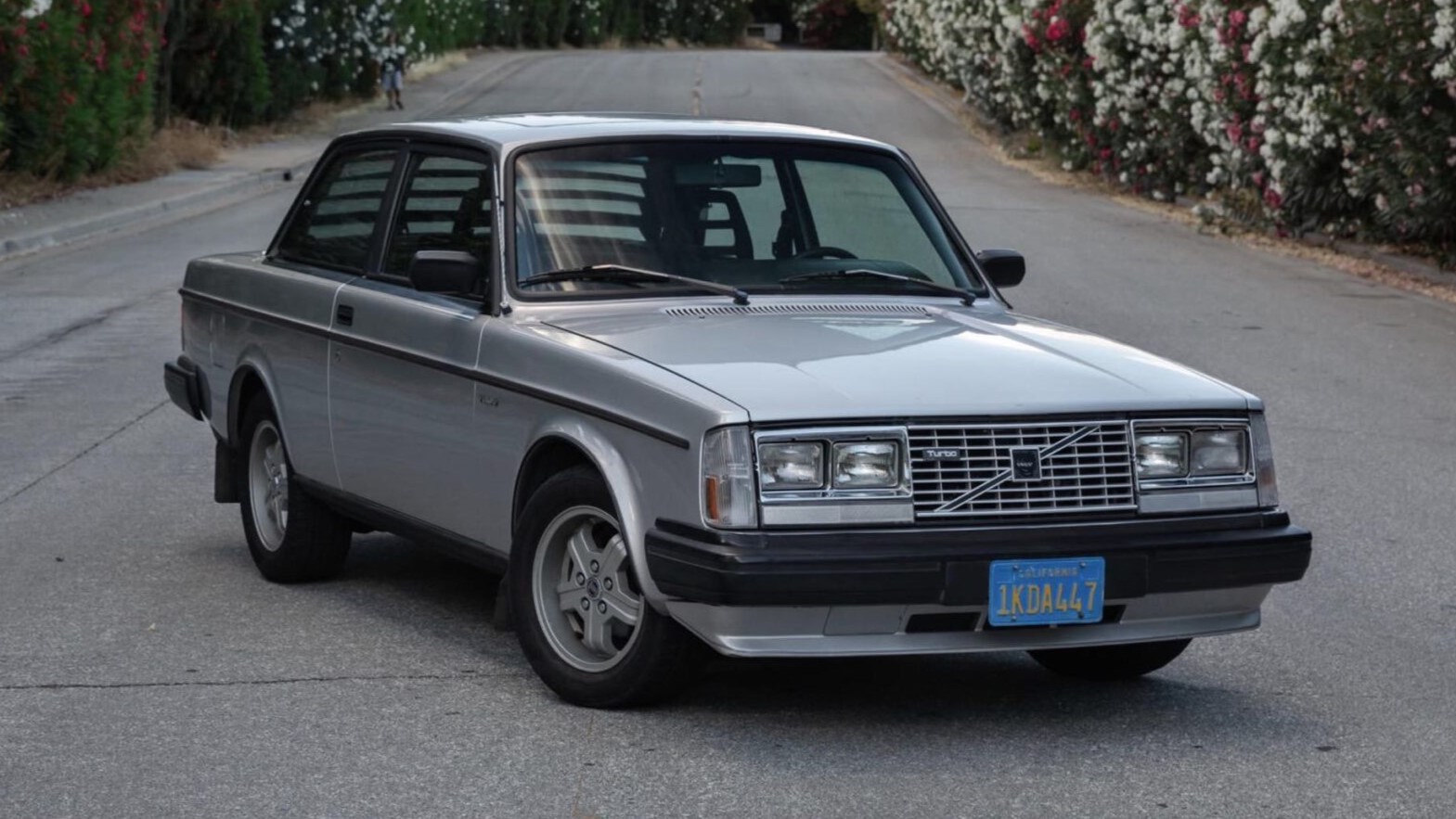 ボルボ 242 ターボエボリューション（1983 アメリカ） - car-kobanashi.com