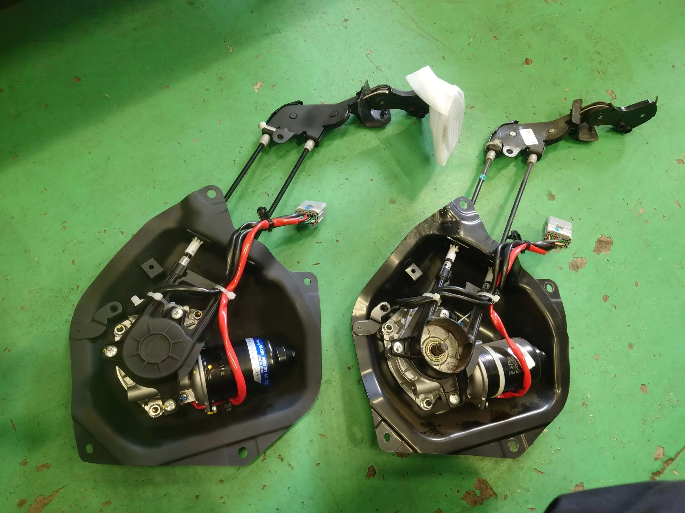 PAS（株）（整備・修理） - パワースライドドアモーター・ワイヤー