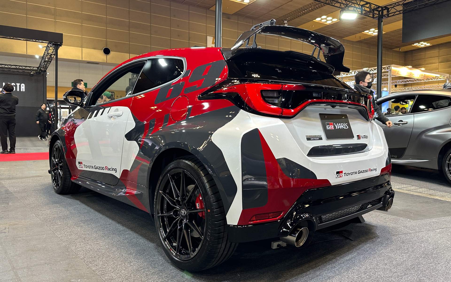 トヨタ、進化型「GRヤリス」特別仕様車 “オジエ エディション”と