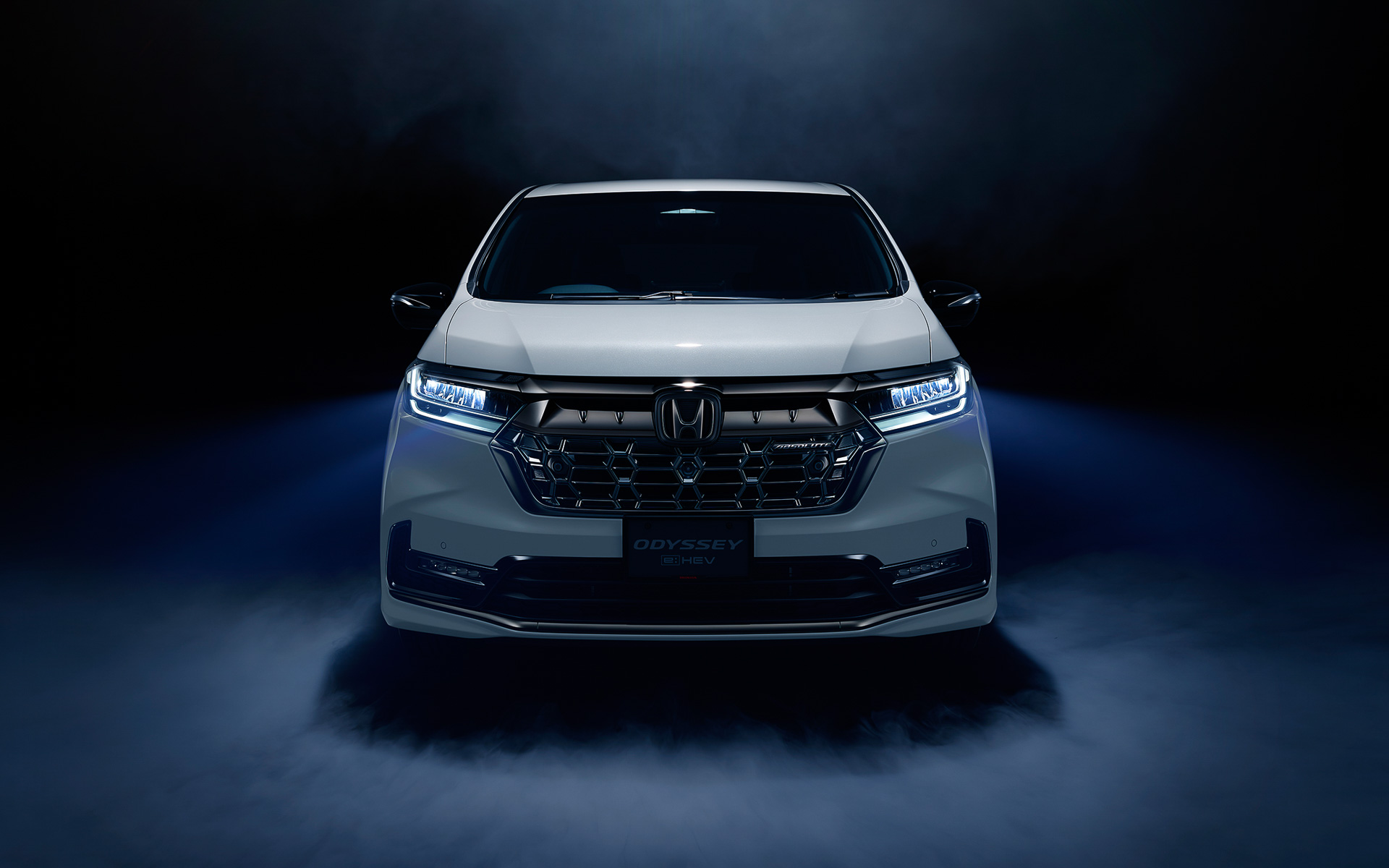 ホンダアクセス、今冬発売の「オデッセイ」改良モデル用純正