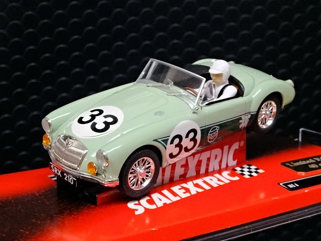 SCX 1/32 ｽﾛｯﾄｶｰ U10079-SF◇MGA ”UK スロットカーフェスティバル
