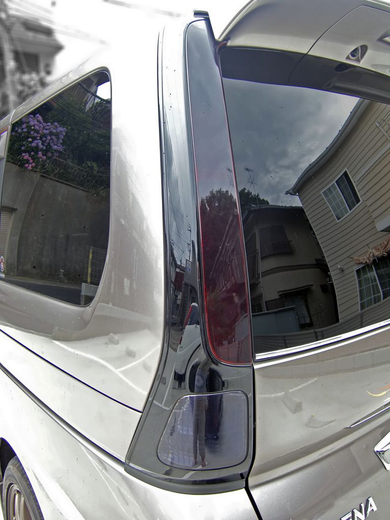 Tint+ 日産 セレナ C25 ハイウェイスター テールランプ(カバーを除いた
