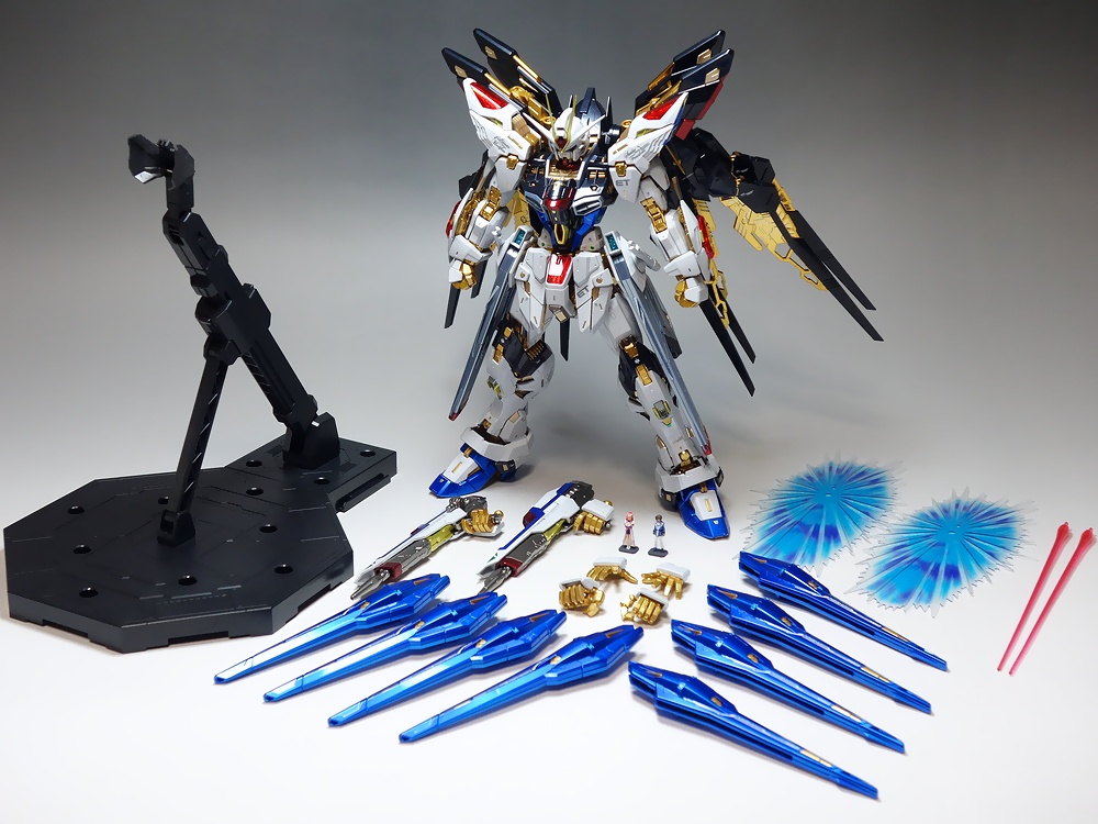 チタニウムフィニッシュテイスト全塗装【プレシャス完成品】 バンダイ