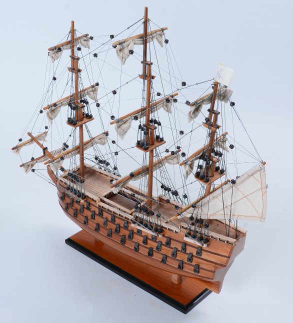 帆船模型 完成品 木製 HMS ヴィクトリー号 HMS Victory モデルシップ