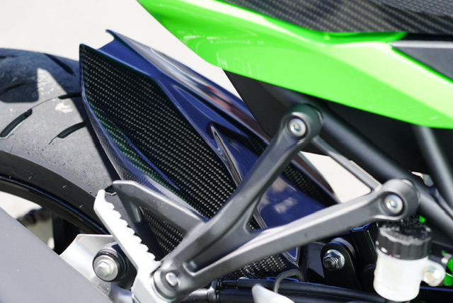 23~ZX-4R/4RR ﾘｱﾌｪﾝﾀﾞｰ | EIGHT （才谷屋ファクトリー､HEART）