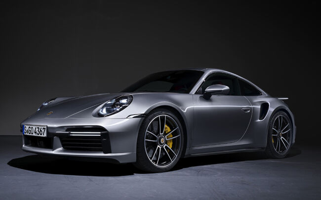 ポルシェ911の旗艦モデル「911ターボS」が待望の本国デビュー！ 搭載