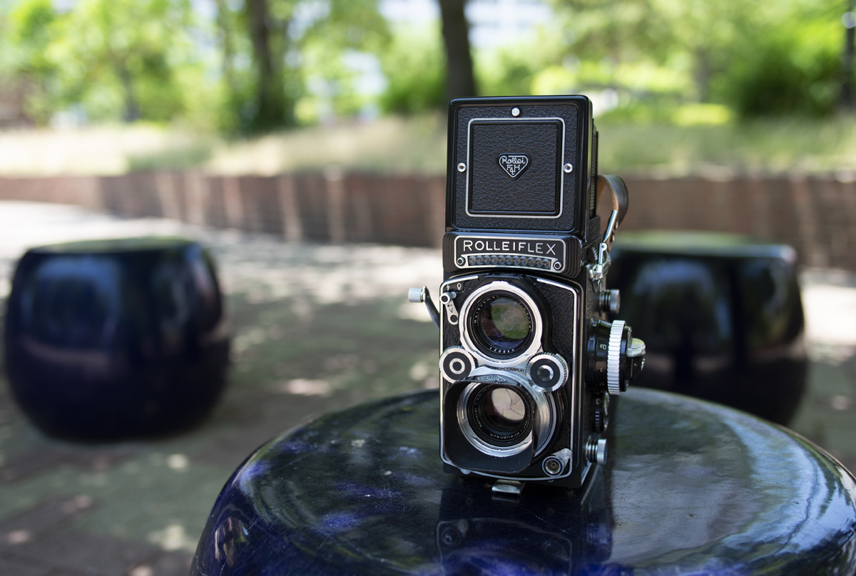 修理から帰ってきたローライフレックス3.5Fで試し撮りをしてきた