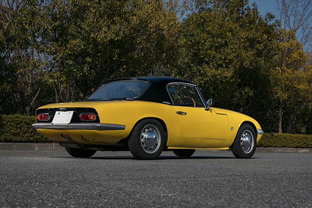 車重約640kg！ ロータス・エランは時代を超えて輝き続ける60'sスポーツ