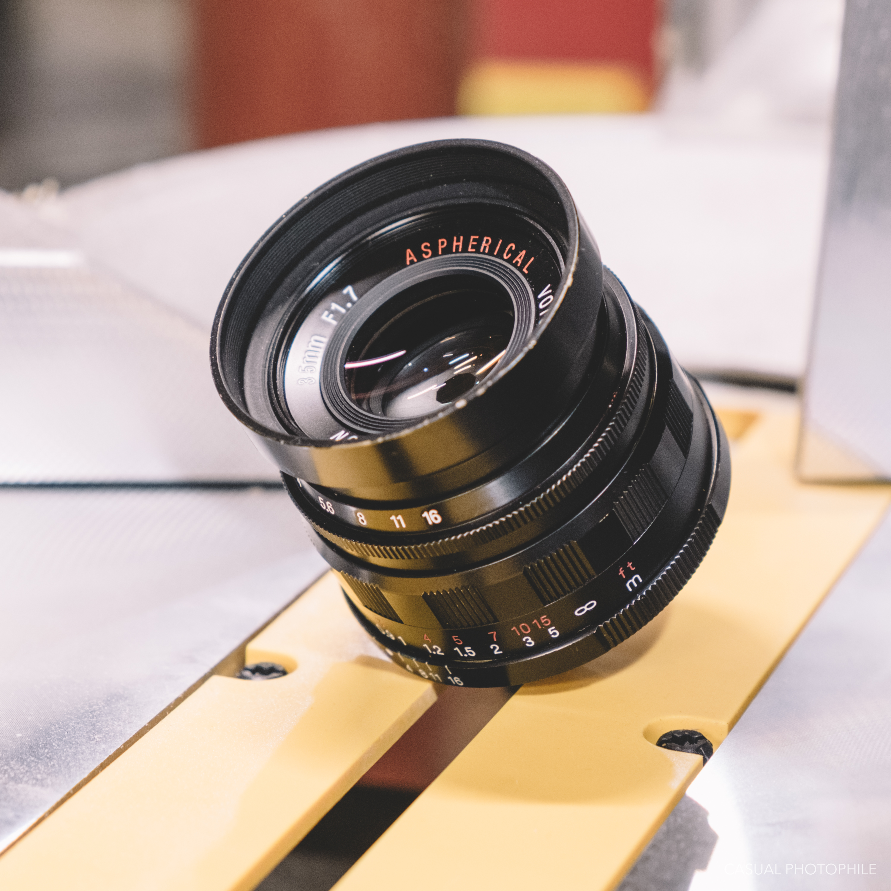 Voigtländer Ultron 35mm f/1.7 Leica Thread Mount Lens Review