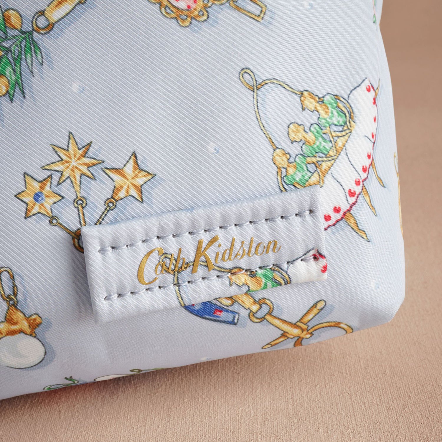 ミニ トート クロスボディバッグ Charmed | Cath Kidston 日本公式