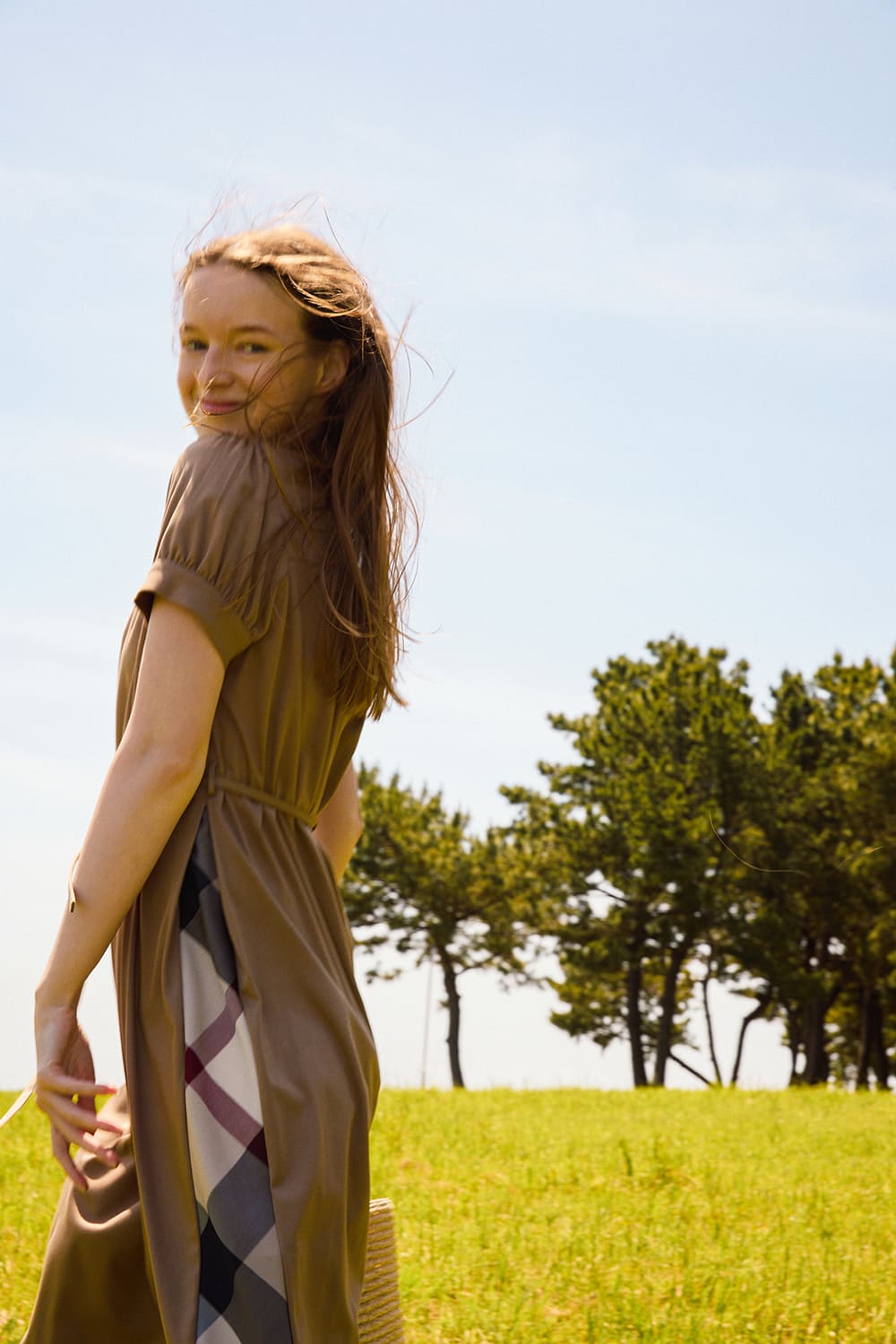 In Full Bloom｜BLUE LABEL CRESTBRIDGE(ブルーレーベル・クレスト