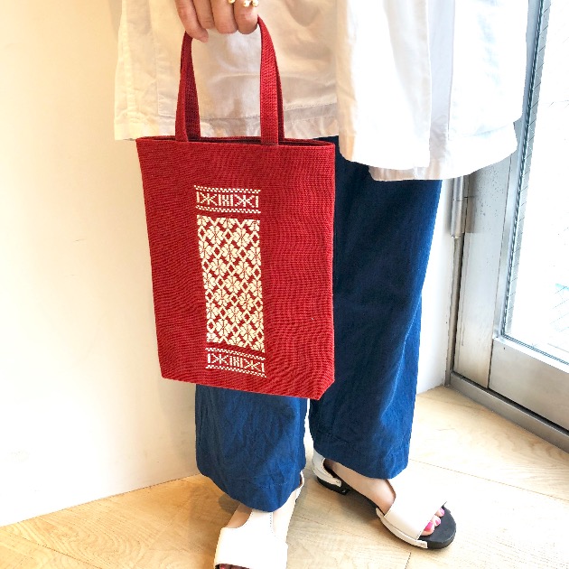 おでかけのお供に、津軽こぎん刺し｜BEAMS JAPAN（ビームス ジャパン