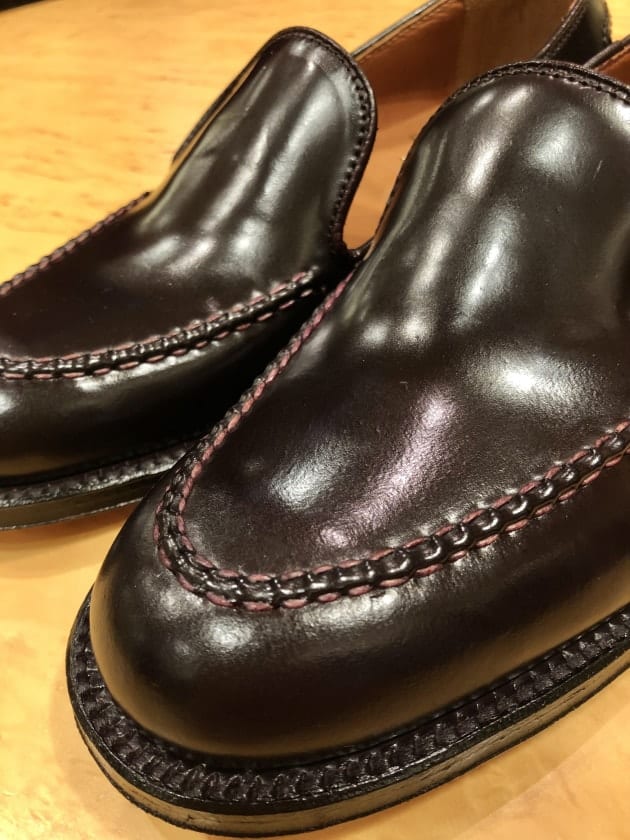 ALDEN」BEAMS だけのレザースリッポン再入荷しました。｜ビームス 銀座