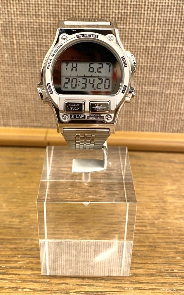 本日発売！別注 IRONMAN（R）8-LAP METAL【TIMEX × BEAMS】｜ビームス