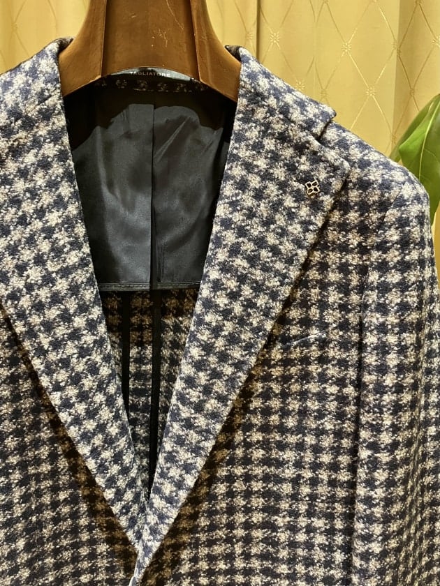 TAGLIATORE〉懐かしさと新しさがミックスされたチェックジャケット
