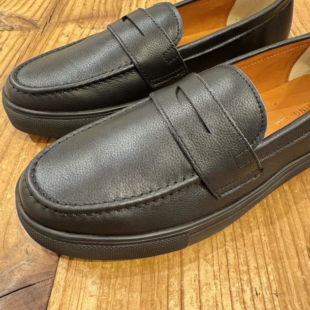 BEAMS百名品にも選出。B:MING by BEAMSのスニーカーローファー