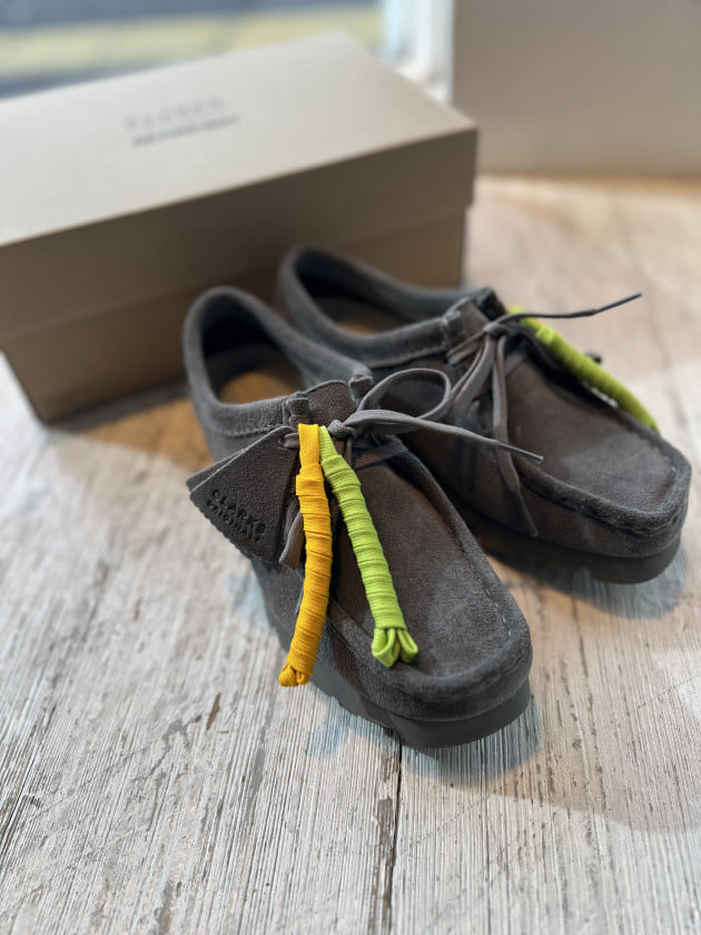 本日発売！！スペシャルな別注＜Clarks＞！！｜ビームス ボーイ 原宿