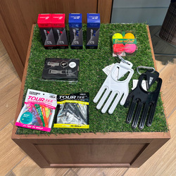 BEAMS GOLF（ビームス ゴルフ）ネオンカラー ティー＆マーカーセット