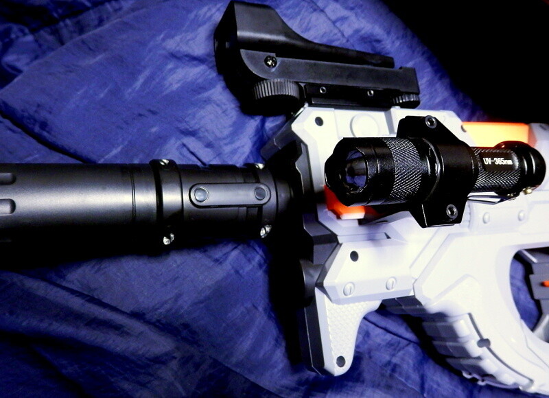 トイガン「電動中華ナーフ FEVER SHOOT P90电动软弾枪（P90電動軟弾銃