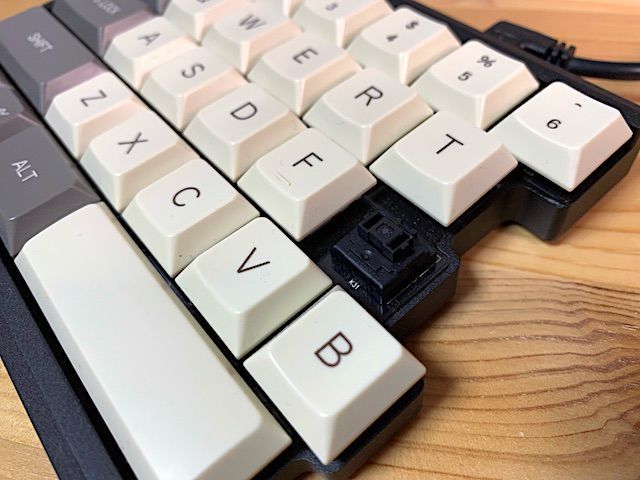 レビュー】分離型キーボード『MD650L』はキーの感触以外は良い！でも