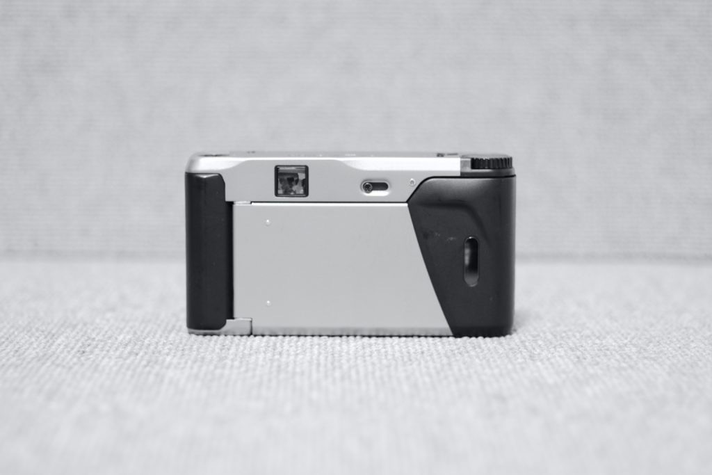 カメラ】コンパクトフィルムカメラ「COMTAX TVS」をレビュー