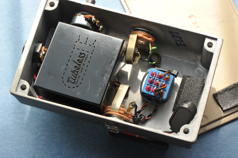 SMOKY SIGNAL AUDIO Tubeless α Tuning - エフェクター写真館