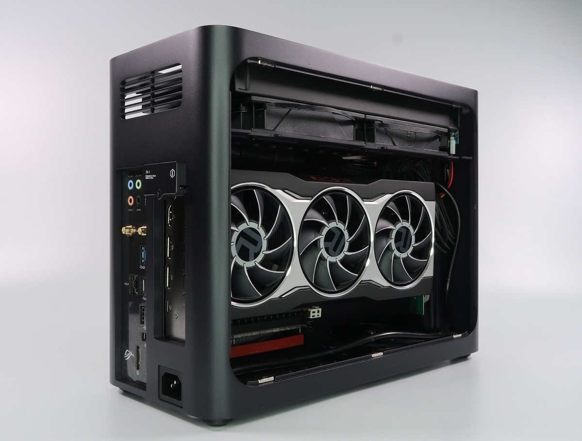 ユニデザインは美しい！】IQUNIX社 Aluminum Mini-ITX Case 「ZX-1」を