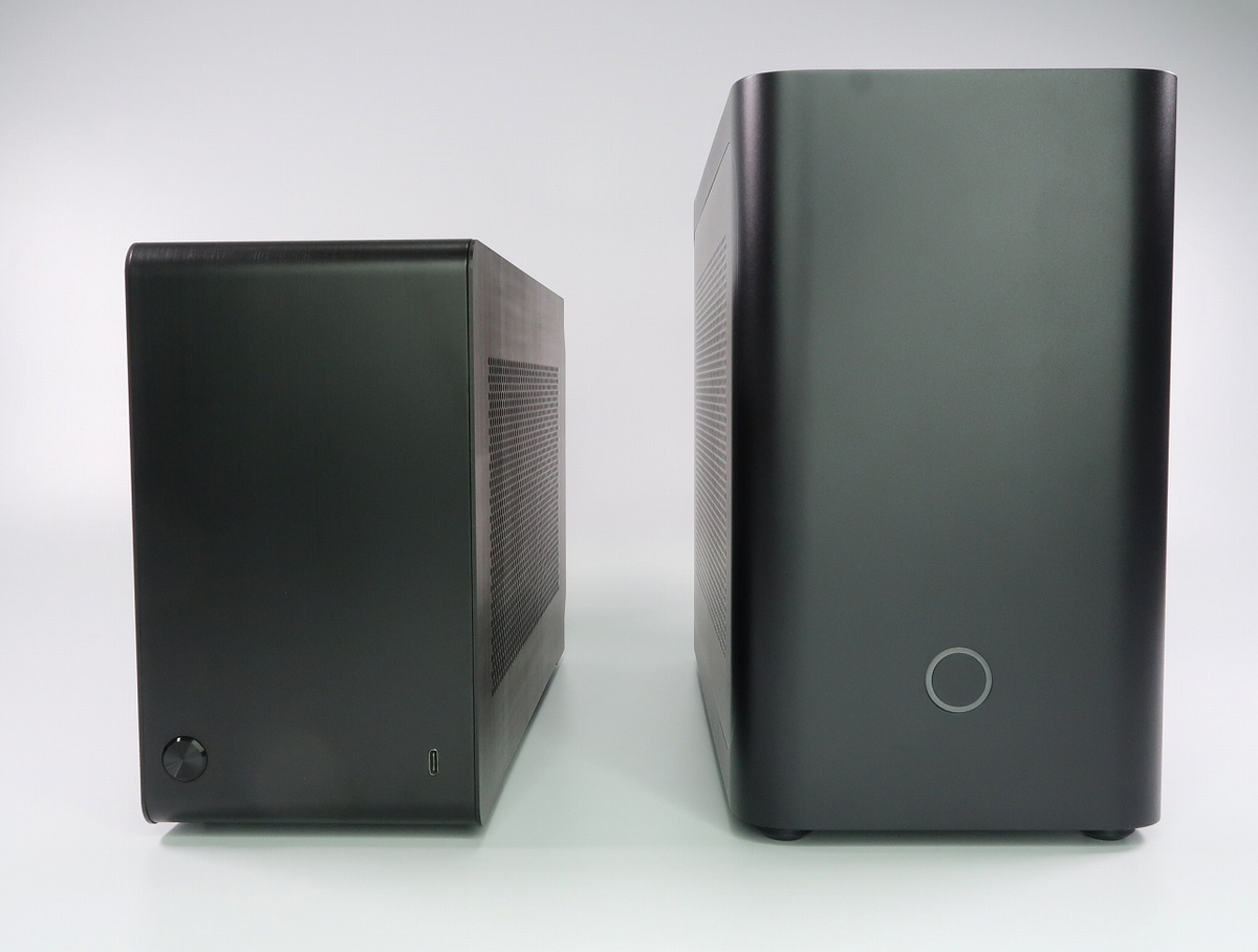 ユニデザインは美しい！】IQUNIX社 Aluminum Mini-ITX Case 「ZX-1」を