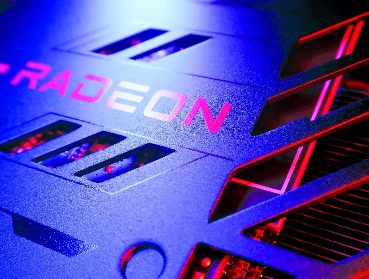 初値で掴め！】サファイア社「SAPPHIRE PULSE Radeon RX 7600 GAMING