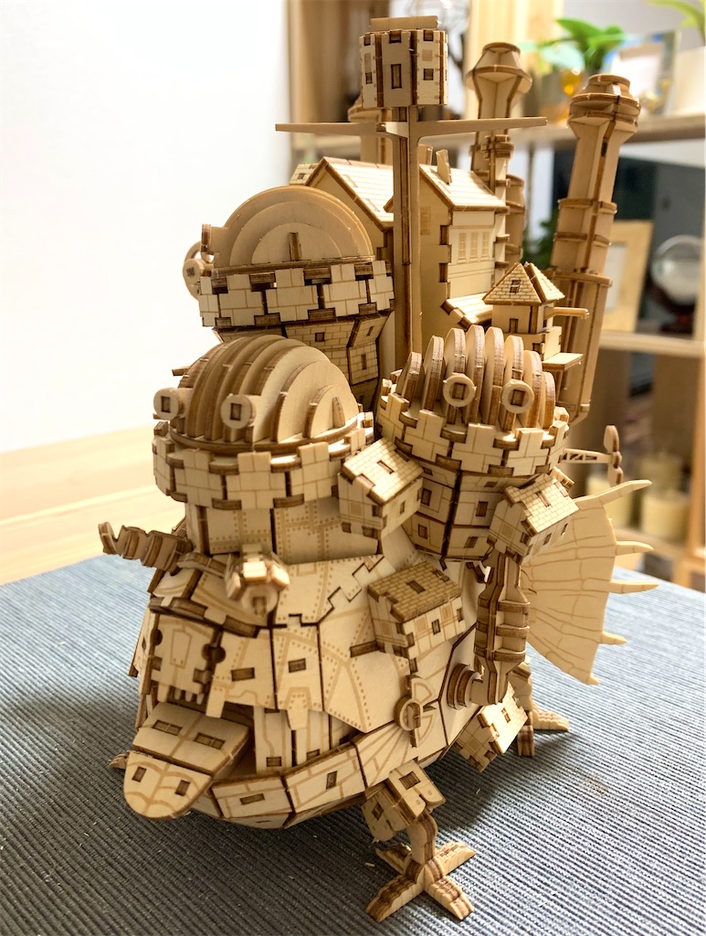 超絶複雑な立体パズル『ハウルの動く城』作ってみた！ - DYblog