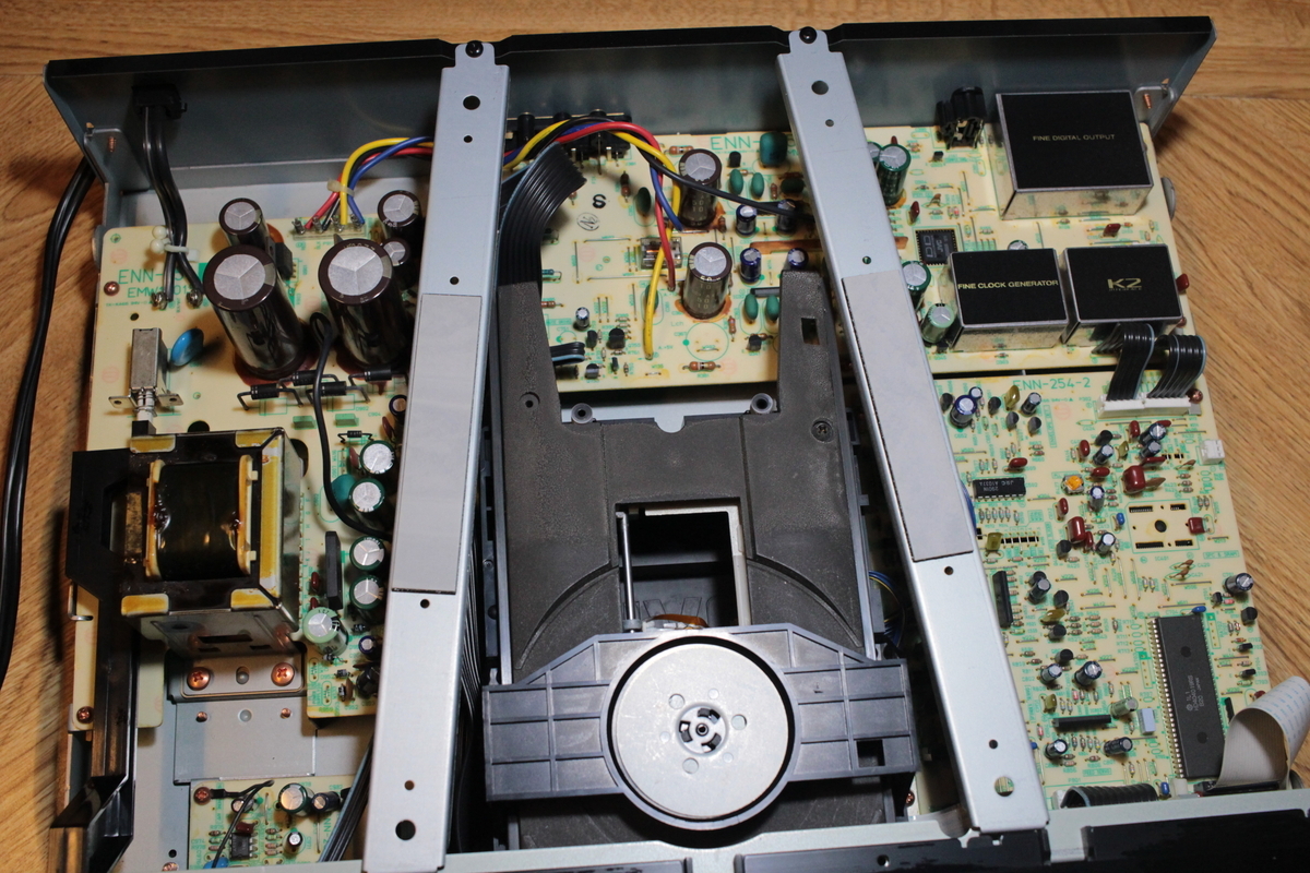 ビクター XL-Z505 CDプレーヤー ビクターの音 - 音遊び～オーディオ