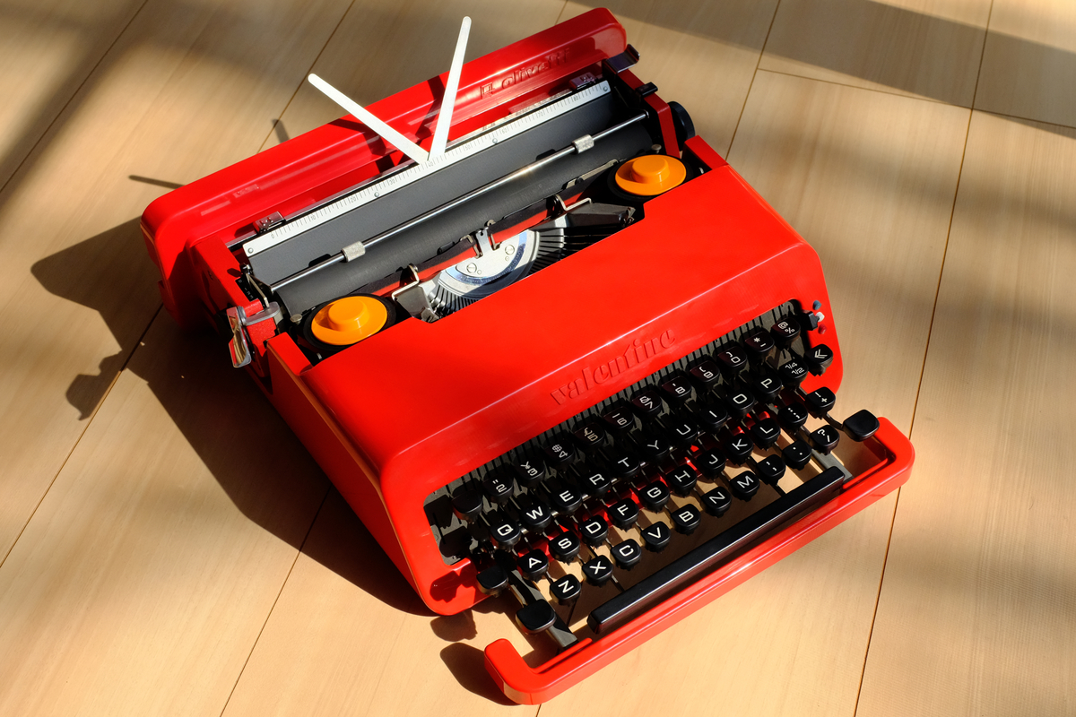 Olivetti Valentine を買って物欲に終止符を打とうとした話 - ないしょ