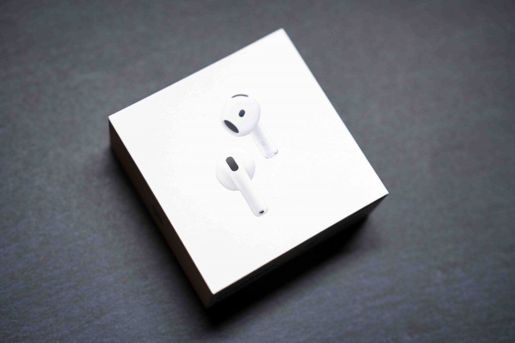 祝・ノイキャン搭載【AirPods 4】レビュー。ANC非搭載型・AirPods 3と
