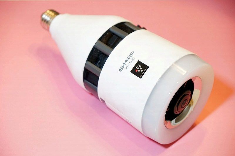 トイレの電球をプラズマクラスターに。オムツポットの消臭にもおすすめ