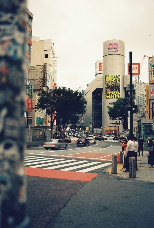 作例】KONO! DELIGHT ART 100をNikon F3とAi Nikkor 35mm f2.8で使って