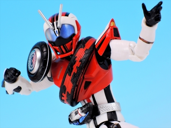 S.H.フィギュアーツ 仮面ライダーデッドヒートマッハ レビュー - YOの