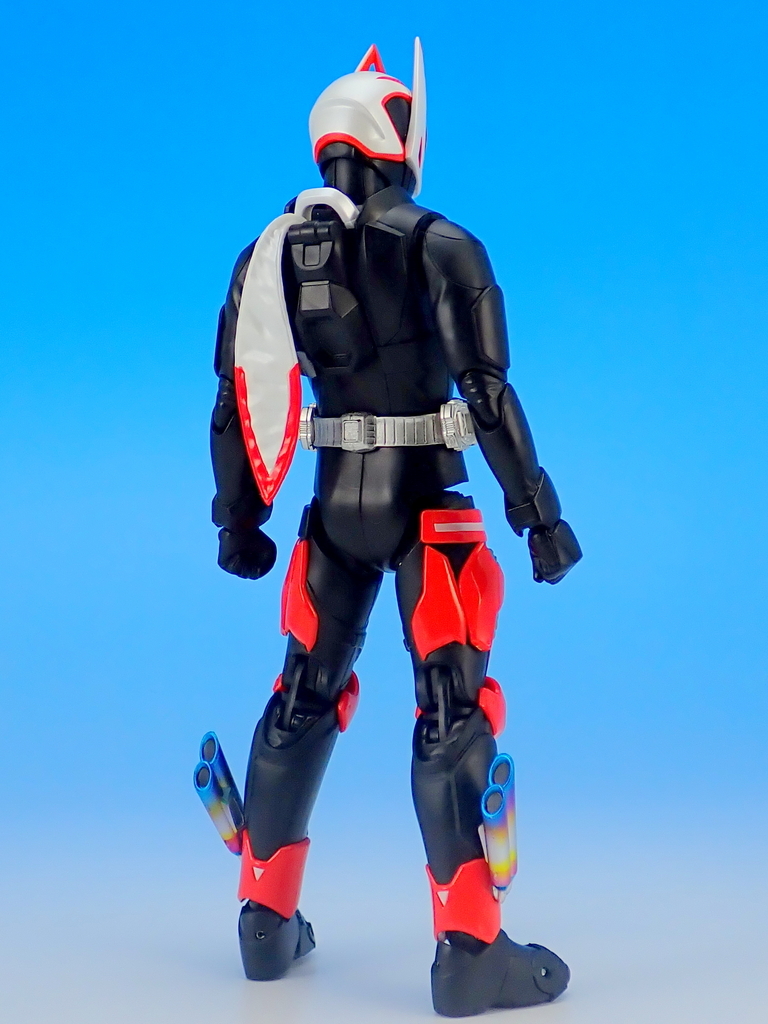 S.H.フィギュアーツ 仮面ライダーギーツ エントリーレイズフォーム で