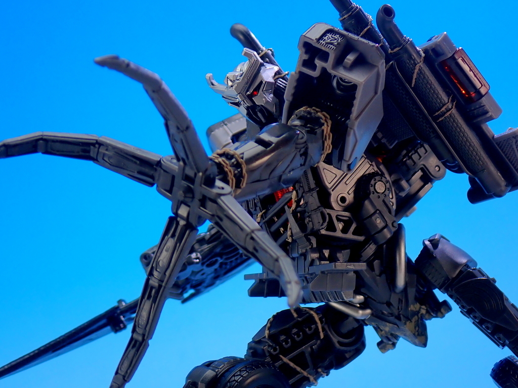 トランスフォーマー スタジオシリーズ SS-109 スカージ で遊ぶ - YOの