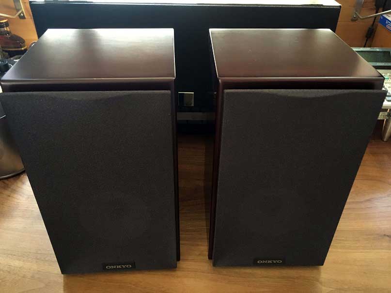 サラウンドスピーカーを ONKYO D-309M に入れ替えて 7.1ch の