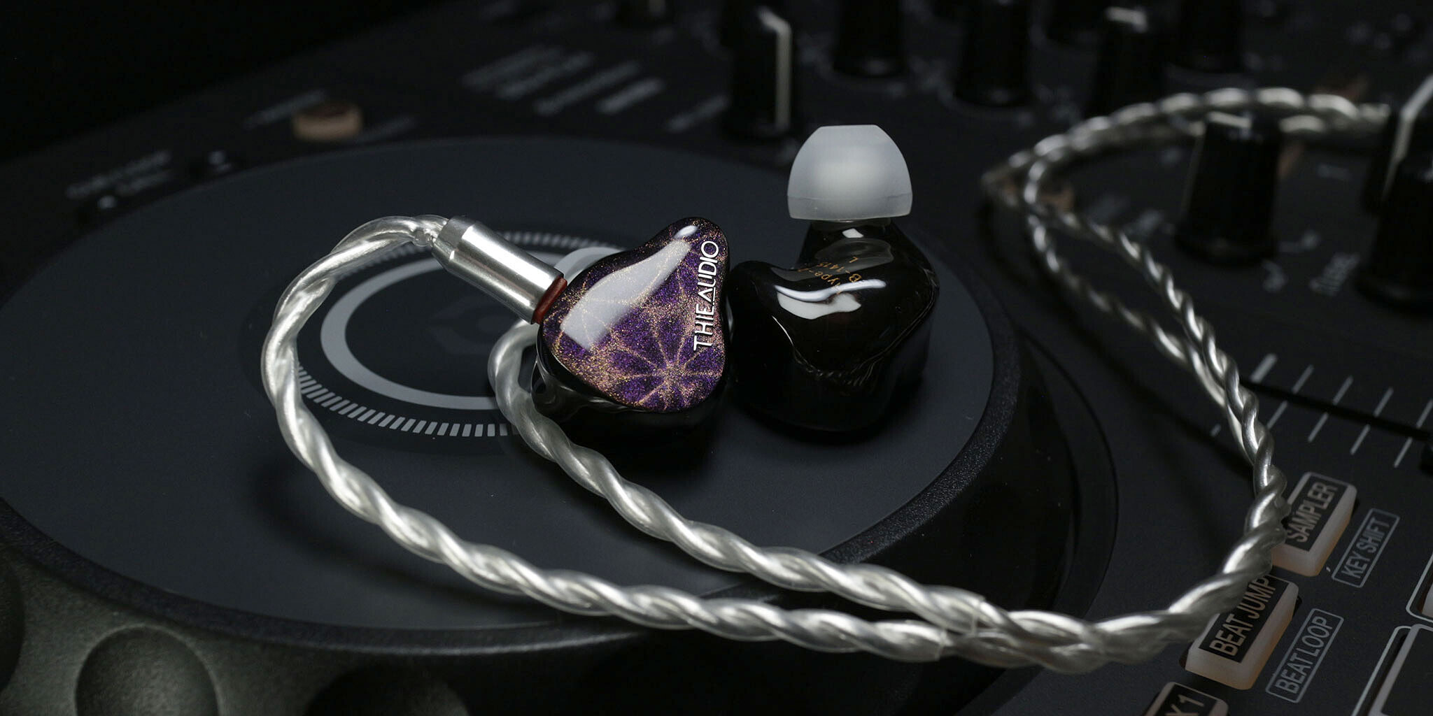 THIEAUDIO Hype 2 レビュー 〜 クラブミュージックの超低音も最高に