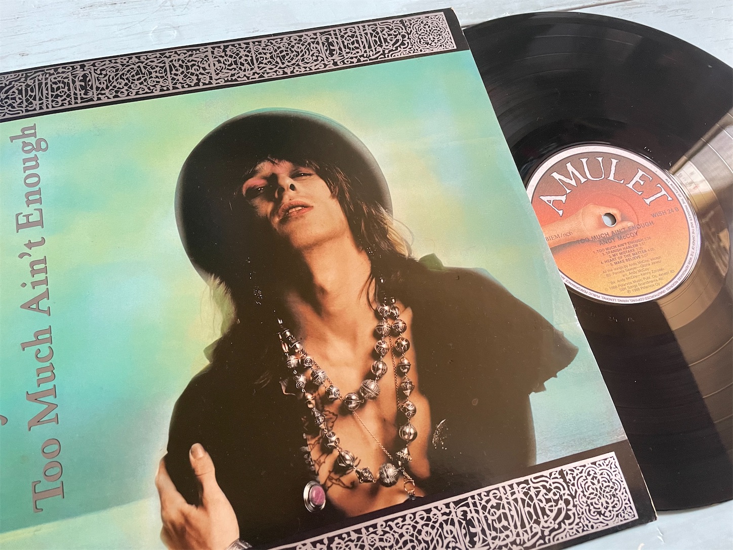 1988年『トゥー・マッチ・エイント・イナフ』Too Much Ain't Enough