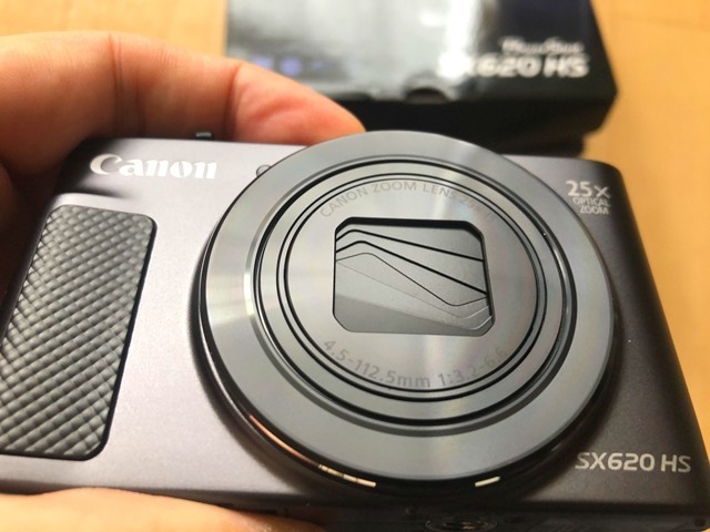 Canonデジタルカメラ PowerShot SX620HSレビュー！保護フィルム・機能