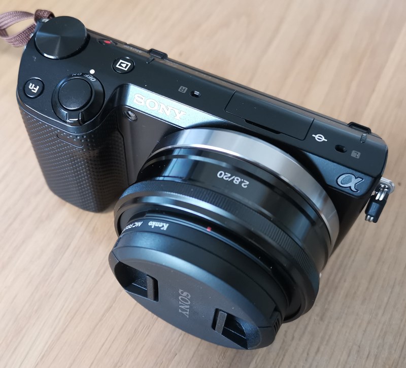 レンズ「SONY E 20mm F2.8」購入。「NEX-5R」に付けて試し撮り。 - 晴