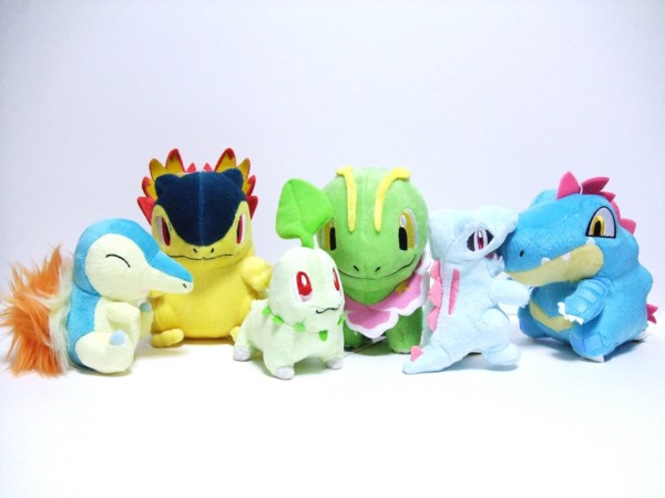 ポケモンキャンバスぬいぐるみ×コロっとまんまるぬいぐるみ チコリータ